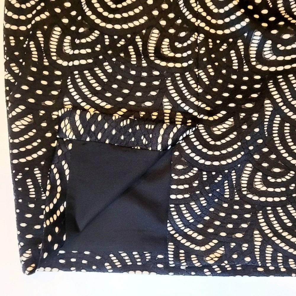 Kasper‎ Shift Dress Black 16 LBD Art Deco Fan Geometric Openwork Office Cocktail - Picture 4 of 9